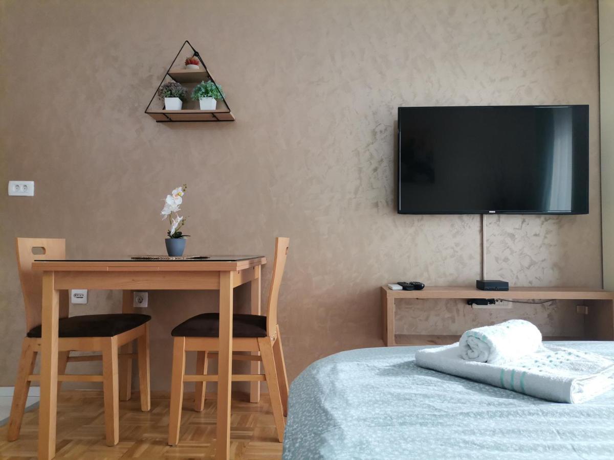אוהריד Jana Apartment מראה חיצוני תמונה